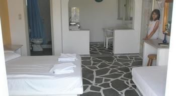 Ampeli Apartments Парікія Екстер'єр фото
